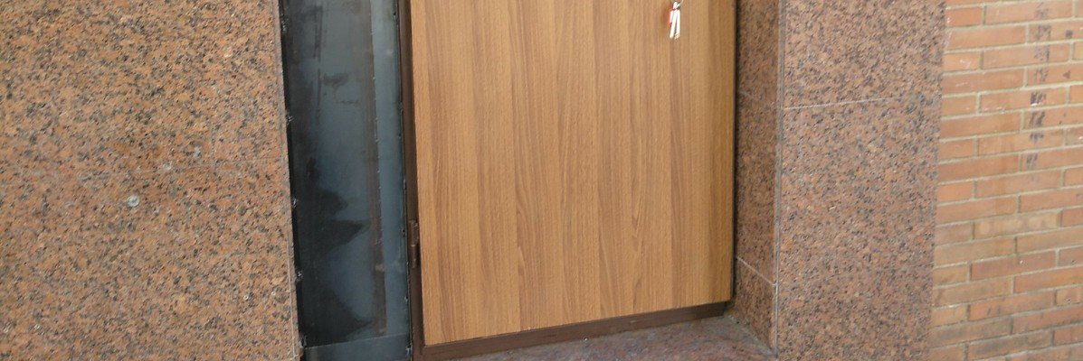 IMG 20190411 WA0022 hori - Comprar puertas anti okupas precio