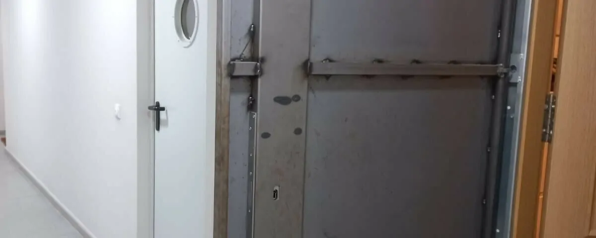 Donde puedo comprar puertas antiokupa instalacion incluida 1200x480 - ¿Dónde puedo comprar puertas antiokupas con instalación incluida?